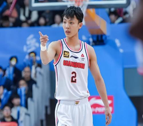 字母哥與教,練同感精彩,錄影,Bet365中文网址,中文平台,体育博彩,体育赛事,线上娱乐,网站入口